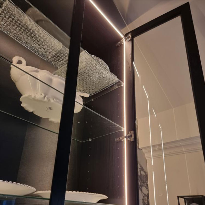 skapbelsyning-hyllbelysning-ledtejp